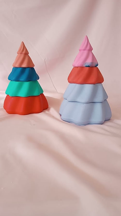 Mystical Stacking Christmas Tree Candle Sand Set